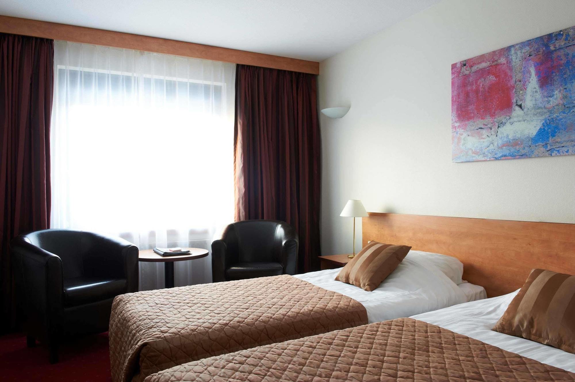 Best Western Plus Amsterdam Airport Hotel Hoofddorp Esterno foto